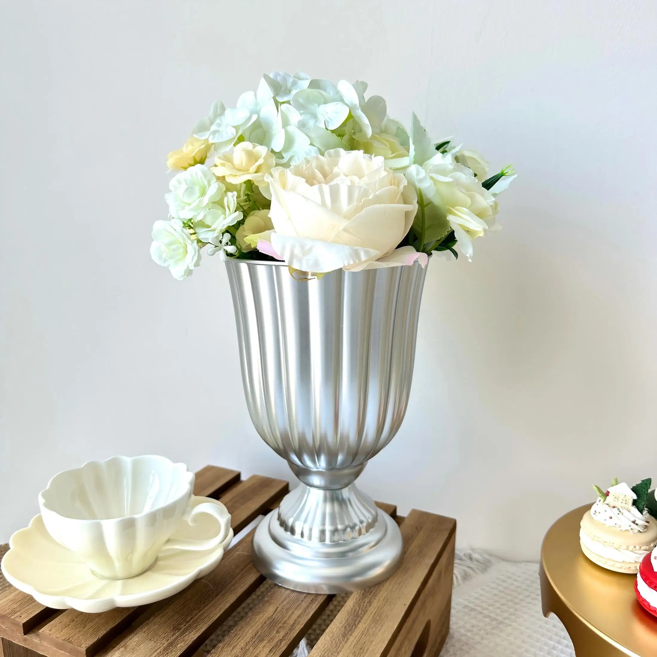 1Pc Retro color Flower vase Arrangement Pots for Centerpiece Table Decorations Plastic Vase Home Decor for Home Wedding Party